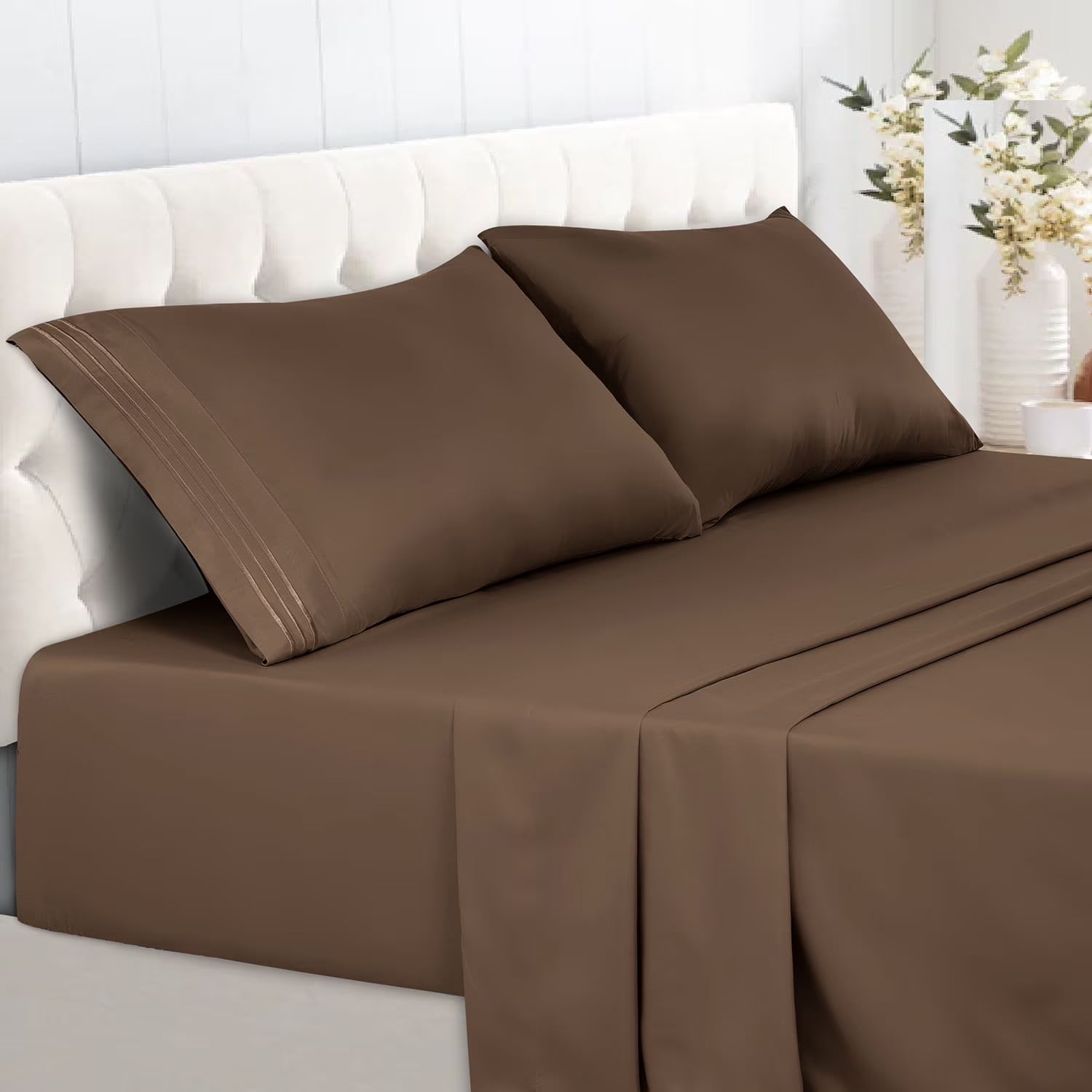 Twin XL Bed Sheets, Premimum 1800 Microfiber Deep Pocket Fitted Sheet, Flat Sheet & Pillowcases Bedding Set - Brown