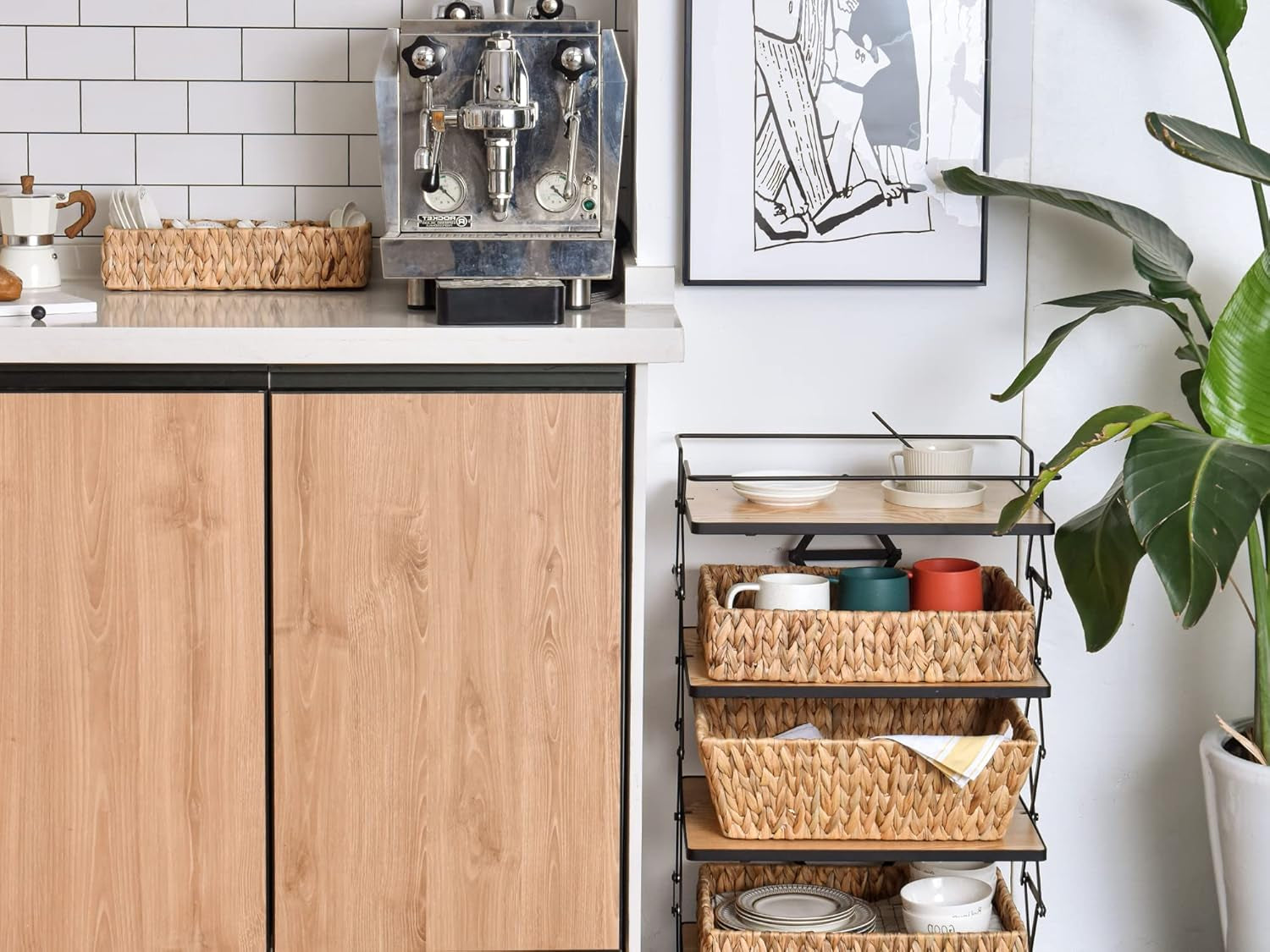 Large Wicker Baskets, Water Hyacinth Baskets for Organizing, Handwoven Storage Baskets with Built-In Handles, 2 Pack