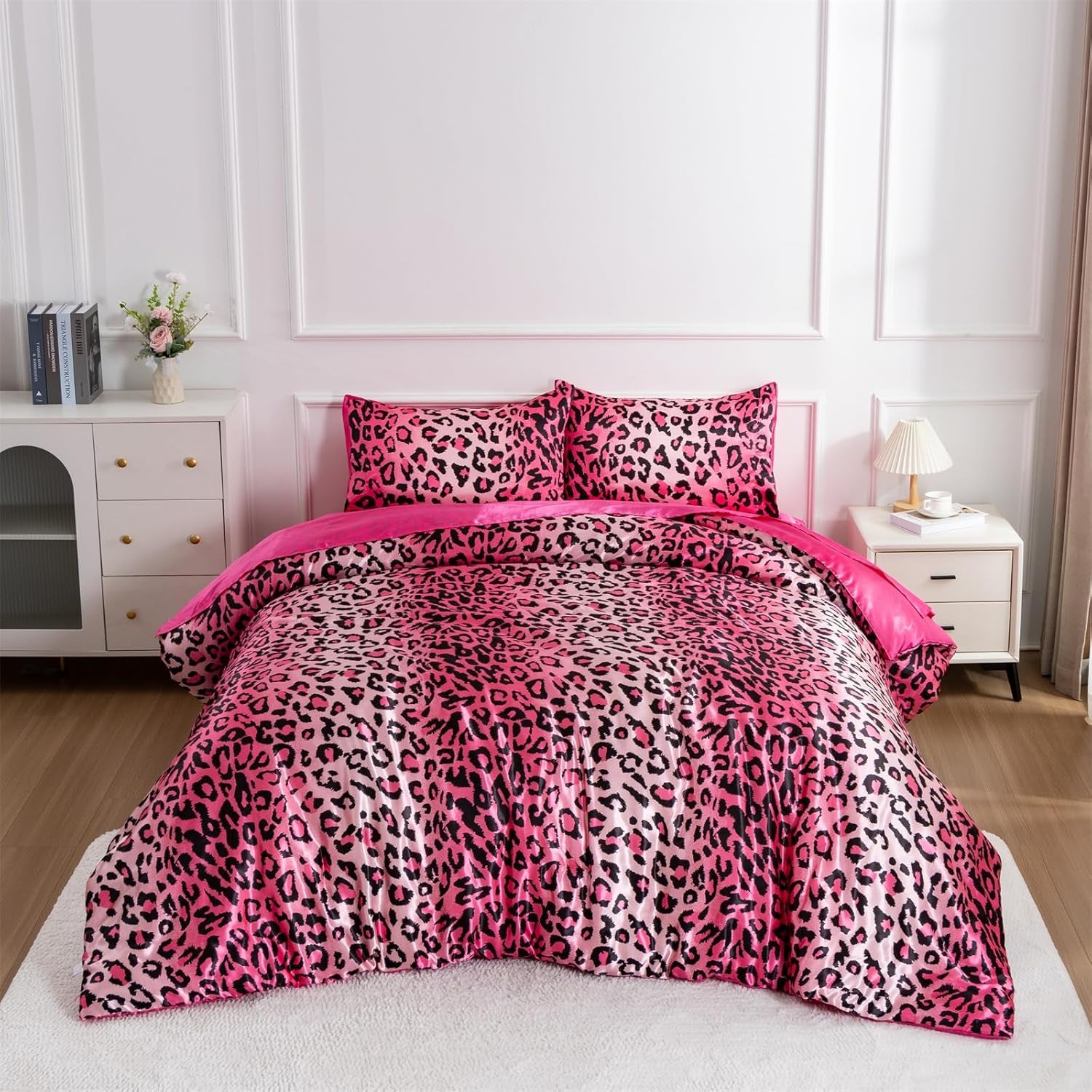 Leopard Printed,Satin Silky Soft Quilt Sexy Luxury Super Soft Microfiber Comforter Quilt Bedding Comforter Set Full/Queen, Light Weighted (Pink, Queen(88-By-88-Inches))