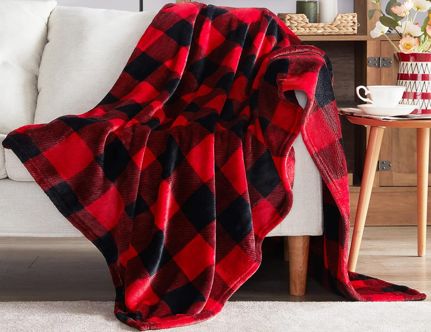 Fleece Throw Blankets, Buffalo Plaid Throw Blanket for Couch Sofa Bed, Soft Warm Fuzzy Cozy Plush Checkered Blanket, Lightweight Farmhouse Decor(Red and Black Plaid, 50“ X60”)